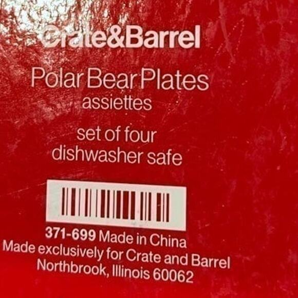 Crate & Barrel Plates polar bear set of 4 like New with box Christmas winter - Picture 4 of 8